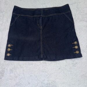 Stylish Denim Skirt with Button Accents